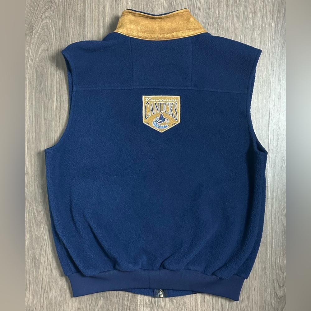 Vintage Vancouver Canucks Fleece Vest - Picture 7 of 8